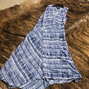 DKNY flowy dress in size 4